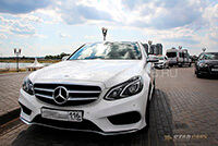 Фото 02 — Аренда Mercedes-Benz E-class w212 (белый) с водителем в Казани