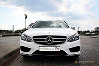 Фото 03 — Аренда Mercedes-Benz E-class w212 (белый) с водителем в Казани