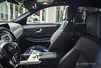 Фото 06 — Аренда Mercedes-Benz E-class w212 (белый) с водителем в Казани